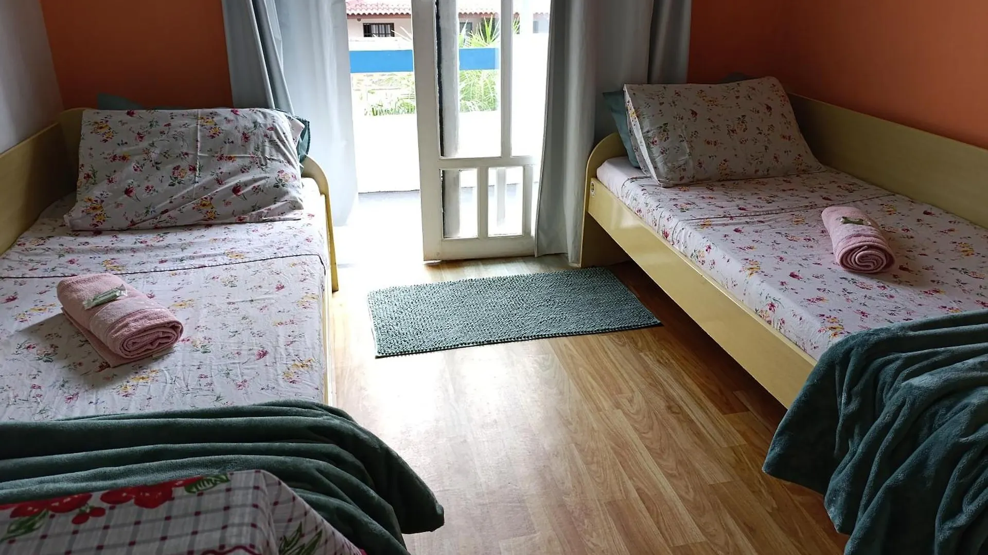 Apartamento Residencial Maria Bombinhas 0*,